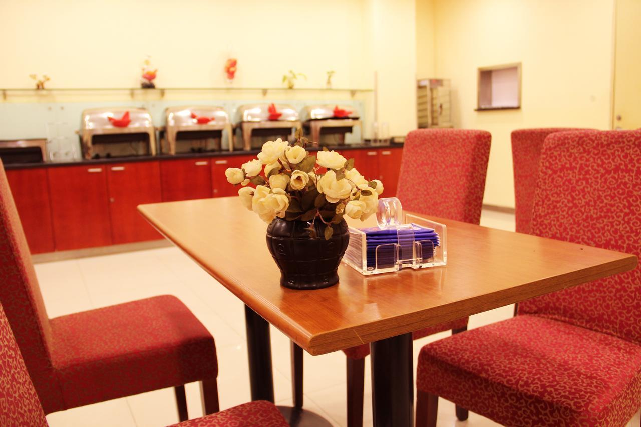 Hanting Hotel Shanghai Zhoupu Buitenkant foto